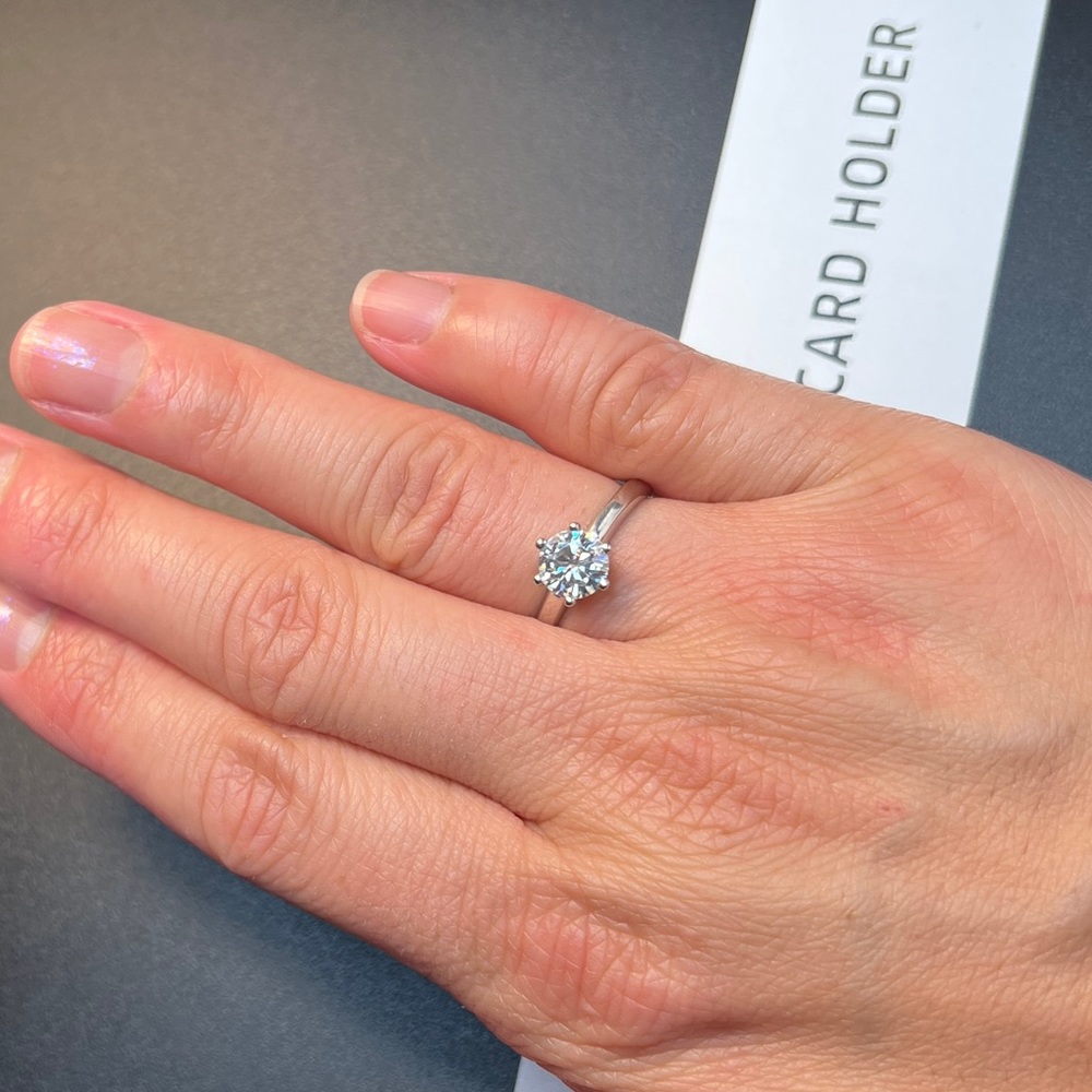 Genuine Amora Moissanite Upgrade: 6.5mm /
1.0ct Round Brilliant